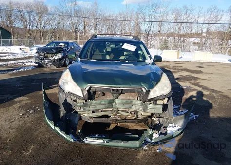 2013 Subaru Outback 2.5I Limited z USA, uszkodzony, nr VIN 4S4BRBPC3D3216662